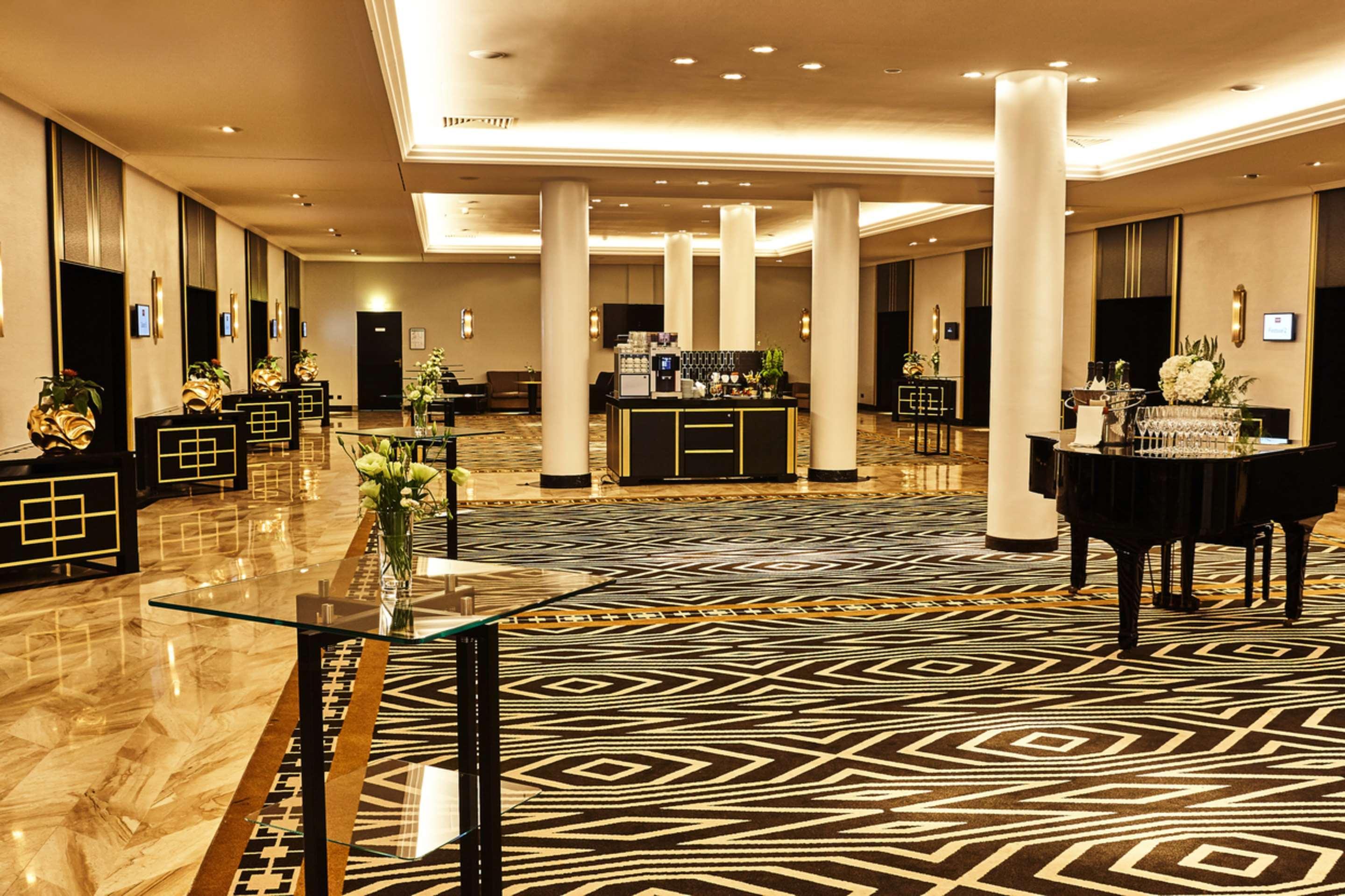 巴特洪堡史蒂根伯格酒店 外观 照片 The lobby