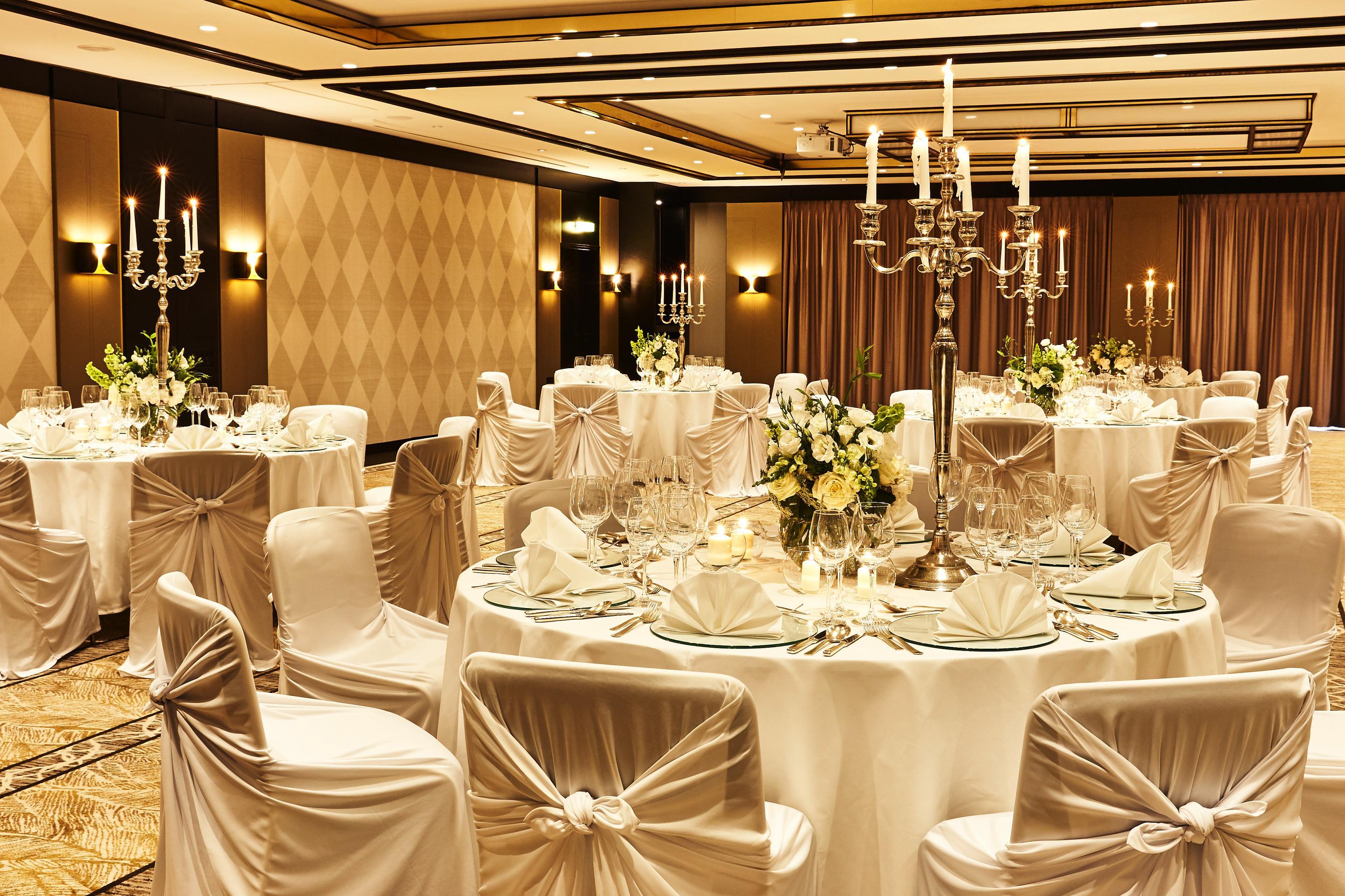 巴特洪堡史蒂根伯格酒店 外观 照片 A wedding reception at the InterContinental Mumbai