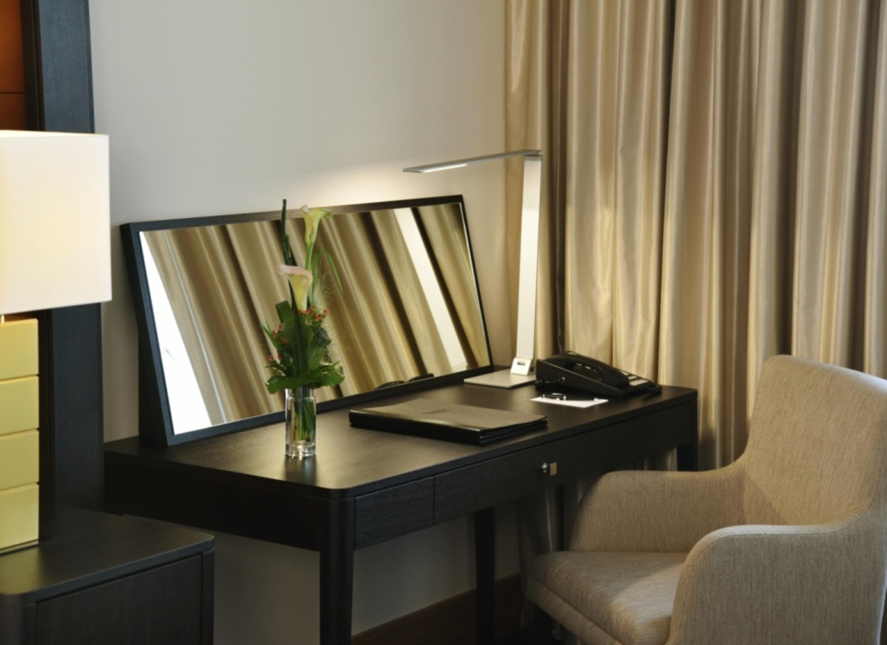 巴特洪堡史蒂根伯格酒店 外观 照片 A dressing table with a mirror